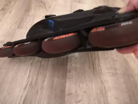 Kolieskové korčule 42 + chrániče, 42