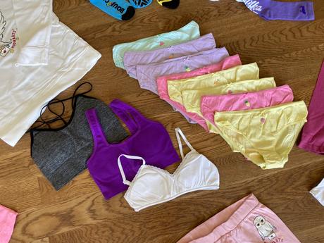 Balík oblečenia pre dievca 152-158-164, 158–170