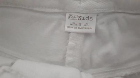 Šortky, f&f,164