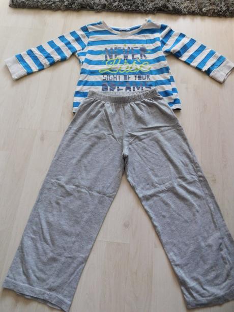 Pyžamo č.110-116, 110