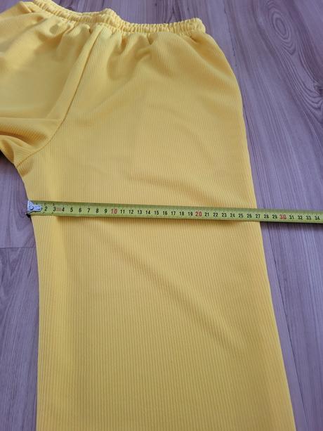 3ks tepláky nové, xs