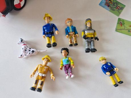 Auto požiarnik sam + figúrky,