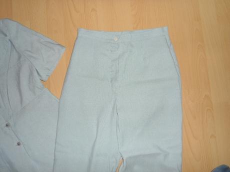 Nohavicovy kostym, s