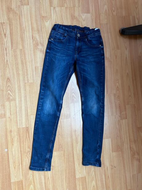 Chlapčenské rifle 10-11 rokov, 128