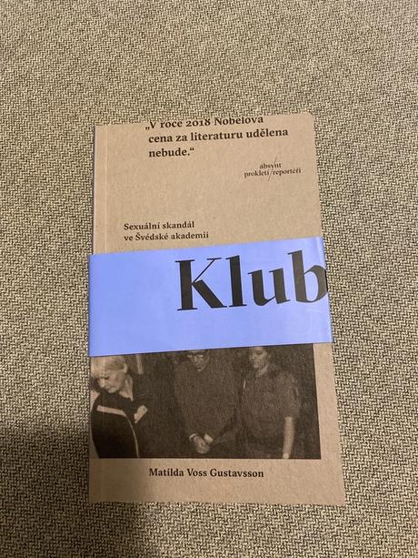 Kniha - prokleti reporteri, 