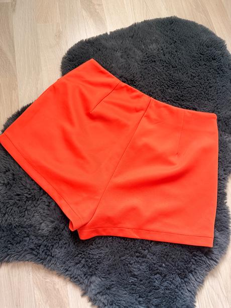 Oranzovy skort kratasy sukna s vysokym pasom, m