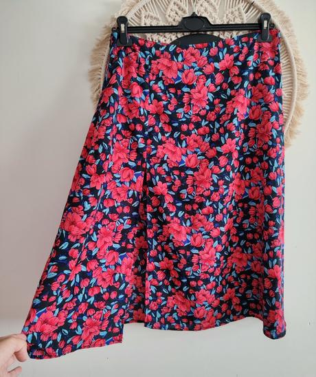 Midi sukňa s rozparkom, xl