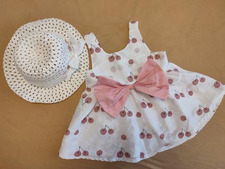 Letné šaty s klobúčikom, 92