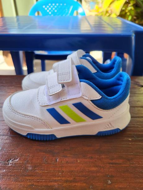 Tenisky +doporučené poštovné, adidas,25