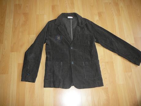 Chlapcenske sako-mencestrove, 134