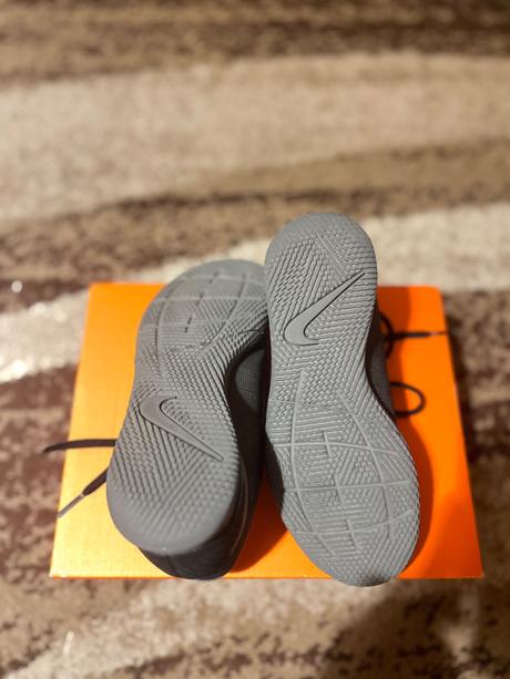 Detské halovky nike mercurial, nike,33