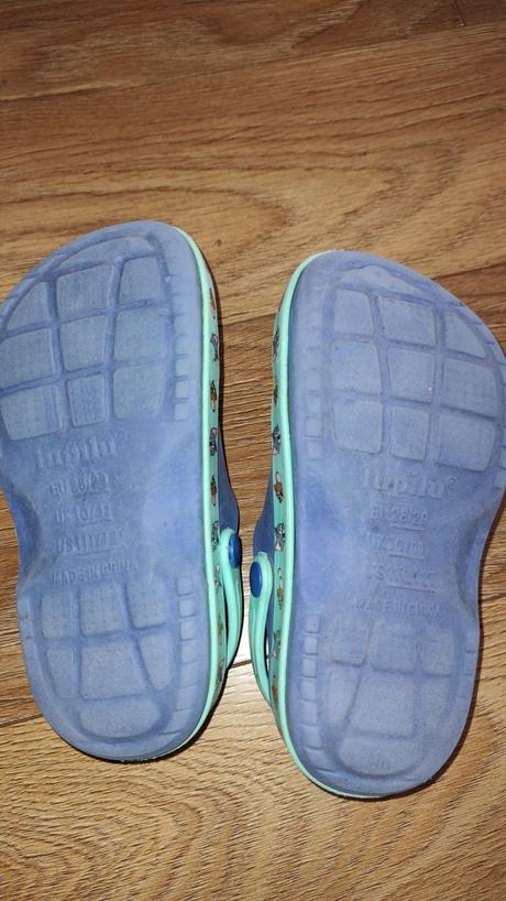 Šľapky 28/29, lupilu,29