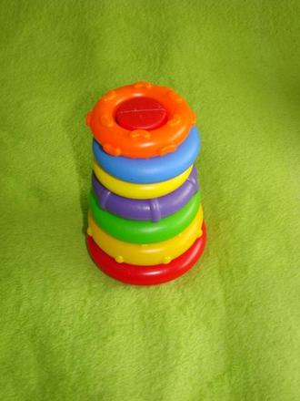 Prvá hračka - vkladačka,