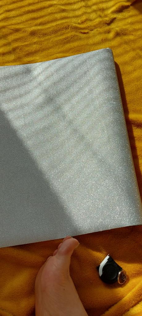 Samolepiaca fólia strieborna, 