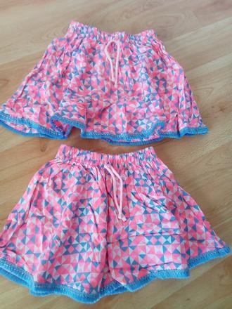 Sukňa 104 a 110, 104