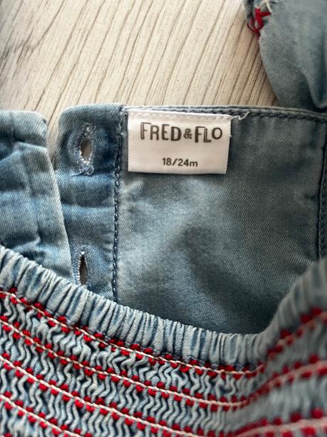 Bledomodré vyšívané šaty, f&f,92