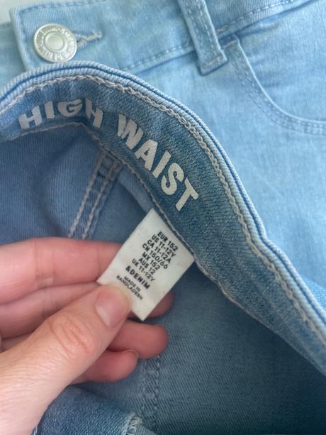 Tenke riflove kratasy, h&m,158