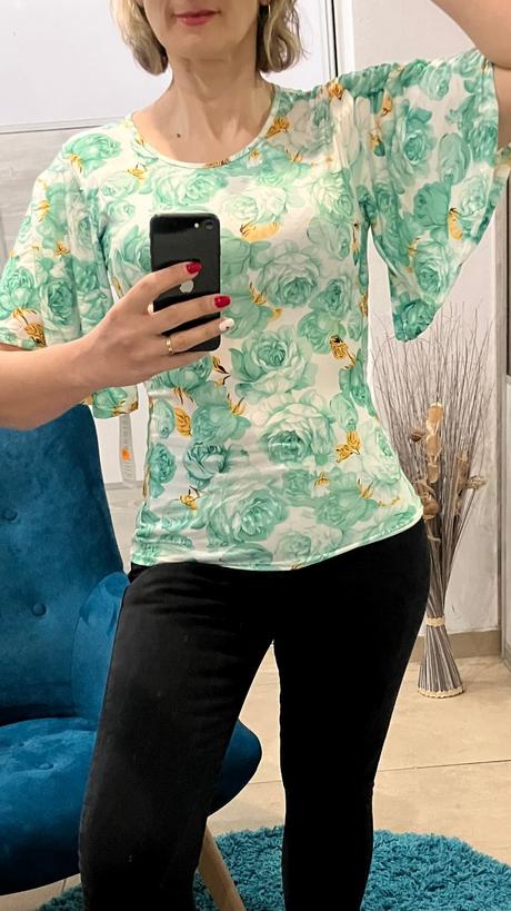 Dámsky vzorovaný top s volánovým rukávom, m / s