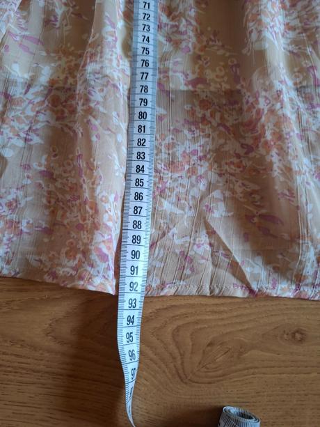 Dámska sukňa (veľkosť xl), xl