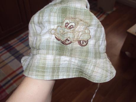 Klobucik na leto, 74