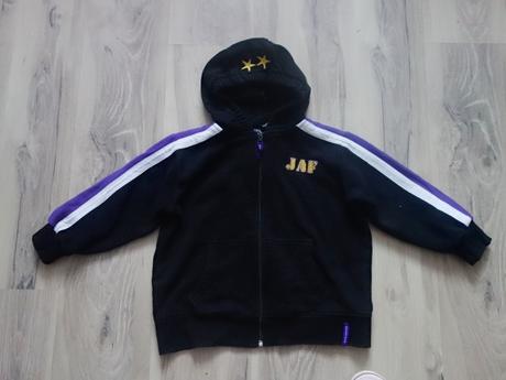 Teplejšia mikina, 128