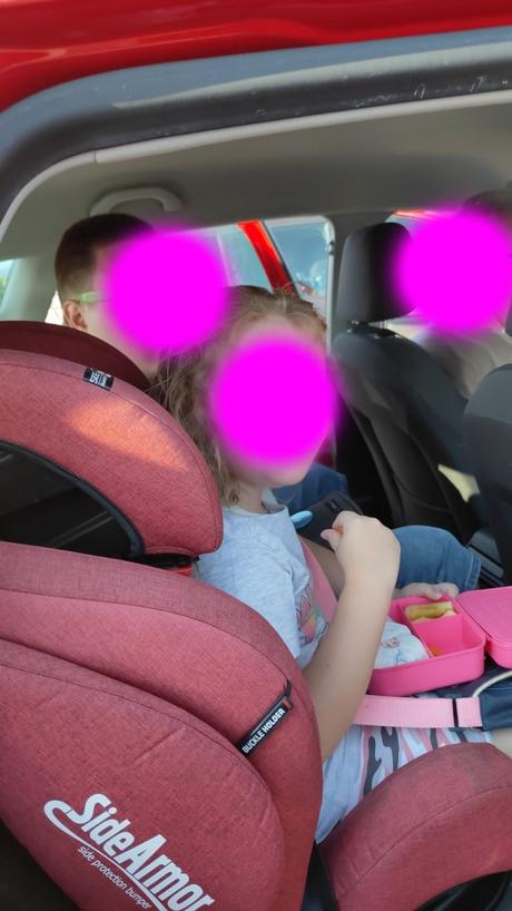 Autosedačka po 1 dieťati, petite&mars