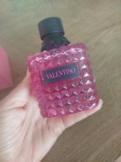 Valentino born in roma, 
