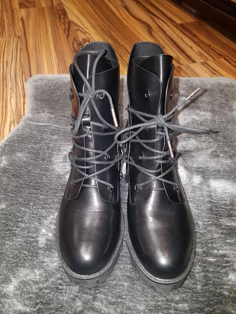 Topanky, reserved,40