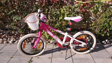 Dievčenský bicykel cube 16, 16