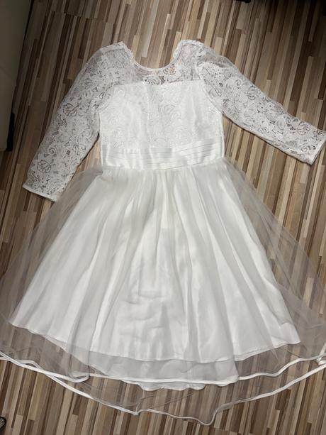 Nádherné šaty na prvé sväté prijímanie z nextu, lipsy london,152