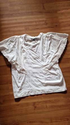 Zaujimave tricko s volanom, vero moda,m