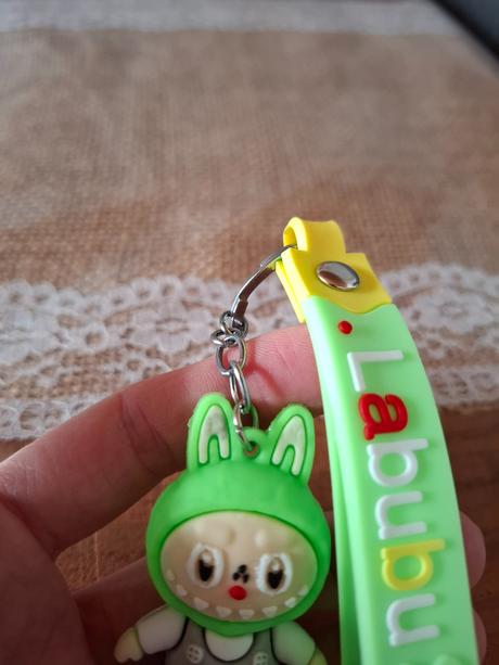 Lafufu klucenka 2x 9,5cm rozbalené cena spolu,