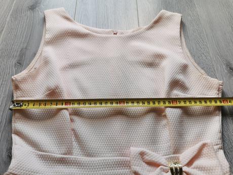 Spoločenské šaty, m