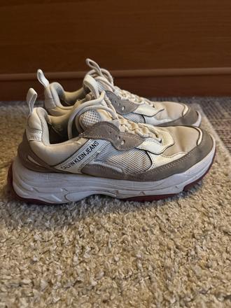 Calvin klein botasky, 39