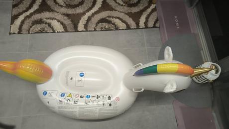 Nové nafukovacie kolesá plameniak jednorožec kroko,