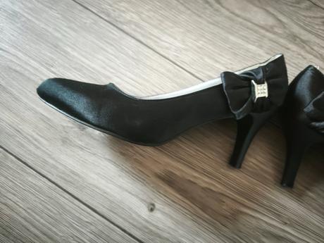 Topanocky na oslavu, 39