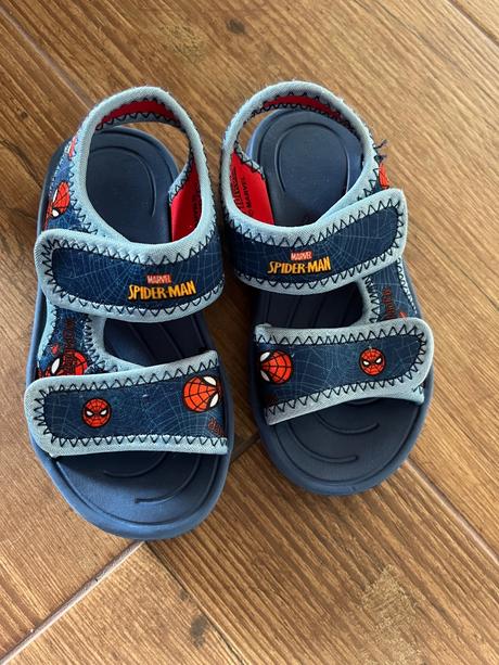 Sandále spiderman, 25