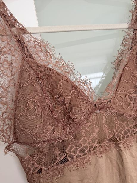 Čipkované body pieces, m