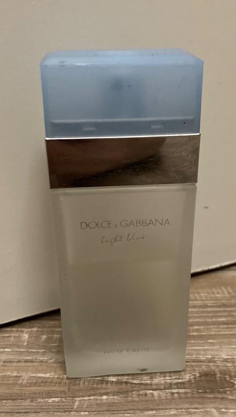 Parfém dolce&gabbana light blue,