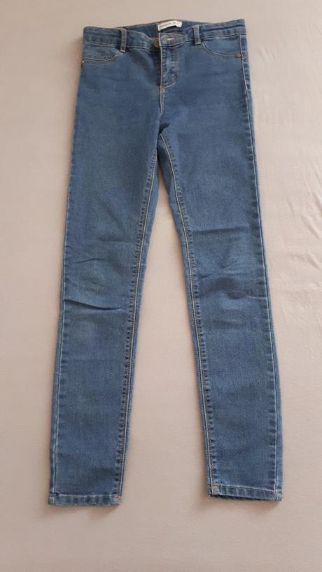 Dievčenské rifle, reserved,146