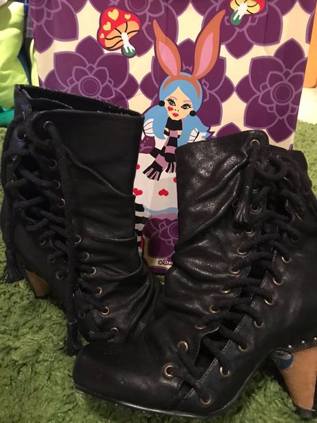 Čižmy irregular choice, 37