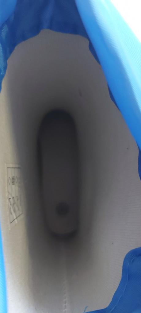 Gumáky č. 32 a 33, 32