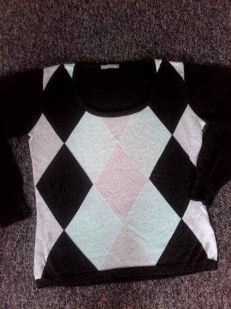 Pulóvre, tričká nové, l