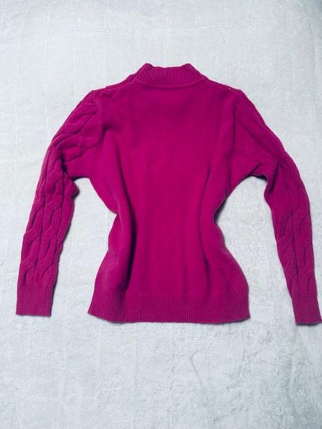 Ružový sveter so vzorom vpredu, l / m