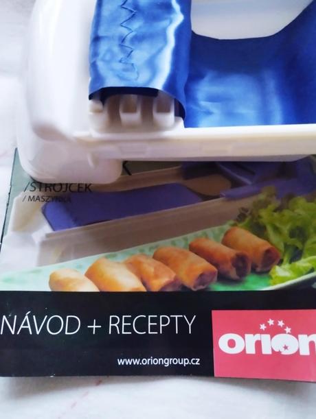 Strojcek na vyrobu zavitkou,