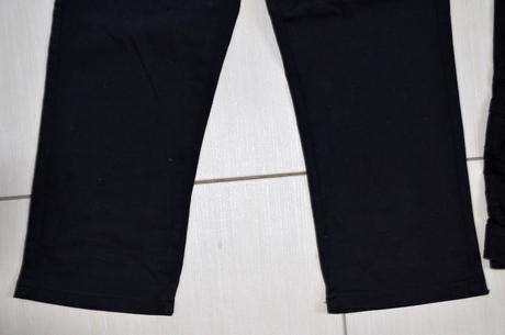 Čierne 3/4 nohavice, 28