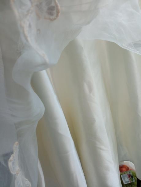 Motylikove spoločenské šaty, next,86