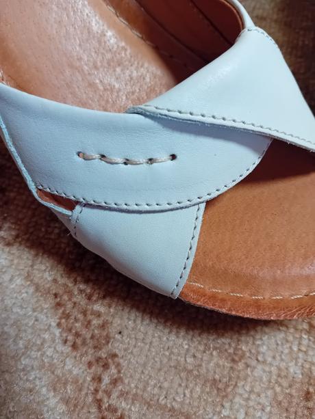 Kožené sandále, 39