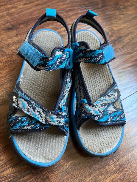 Sandále malo nosene, decathlon,35