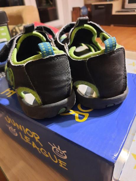 Chlapčenske sandále č.32, 32